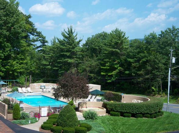 Tall Pines Motel Lake George Esterno foto